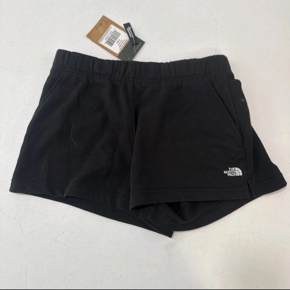 The North Face Shorts - Picture 6 of 8